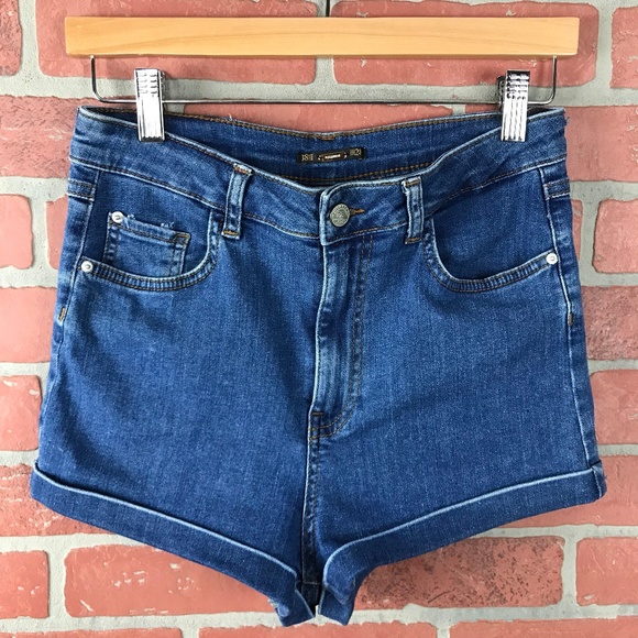 short jeans pull and bear